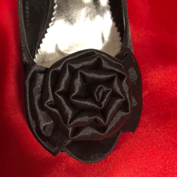 Black heels 👠 - Picture 4 of 9